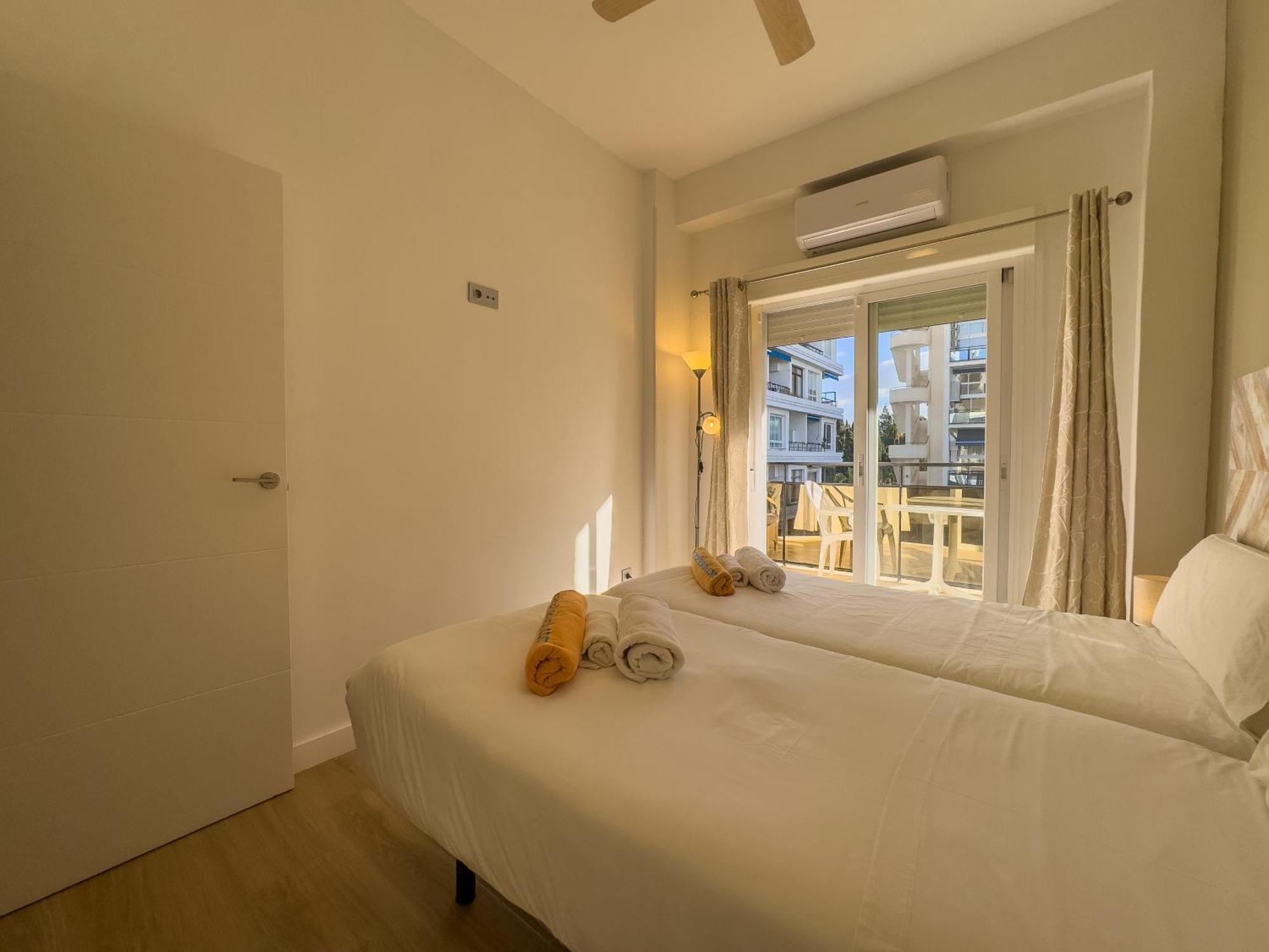 Skol 420C Fantastico 1 Dormitorio Primera Linea De Playa Marbella Esterno foto